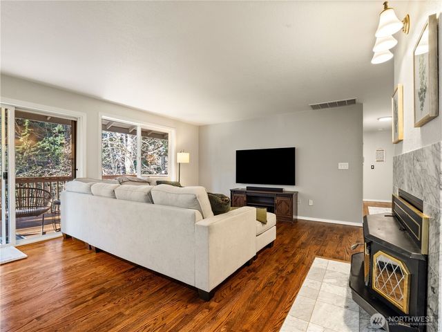 6801 183rd Avenue E, Bonney Lake, WA 98391