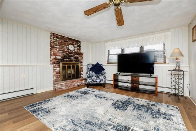 8 Judith Road, Peabody, MA 01960