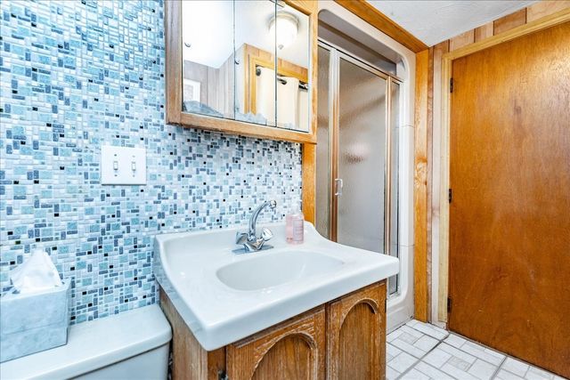 8 Judith Road, Peabody, MA 01960