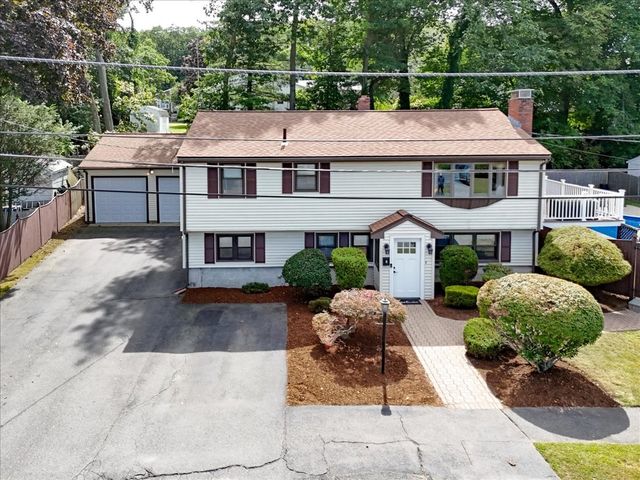 8 Judith Road, Peabody, MA 01960