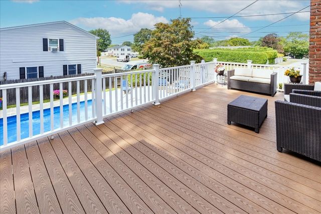 8 Judith Road, Peabody, MA 01960