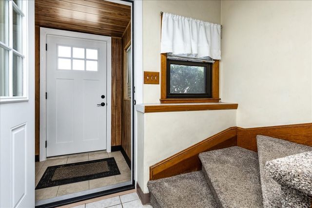 8 Judith Road, Peabody, MA 01960