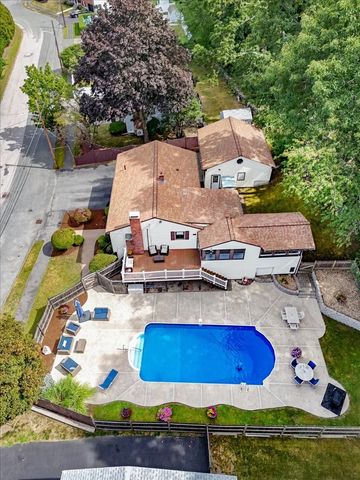 8 Judith Road, Peabody, MA 01960