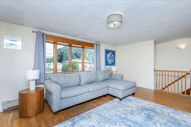 8 Judith Road, Peabody, MA 01960