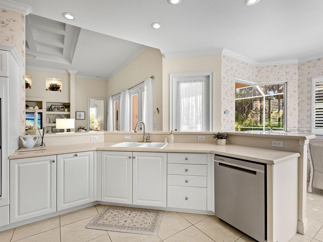 4374 VIA DEL VILLETTI DRIVE, Venice, FL 34293