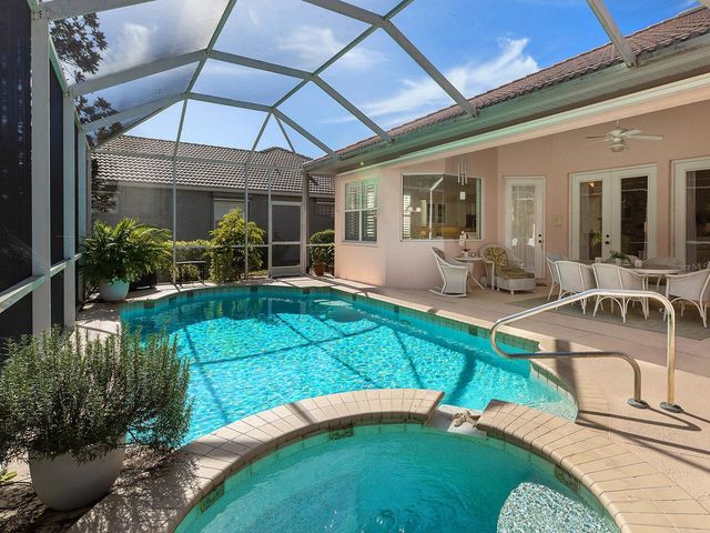 4374 VIA DEL VILLETTI DRIVE, Venice, FL 34293