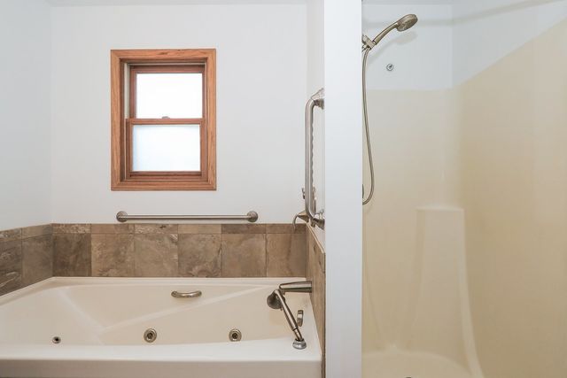 3502 Ridge Road, Island Lake, IL 60042