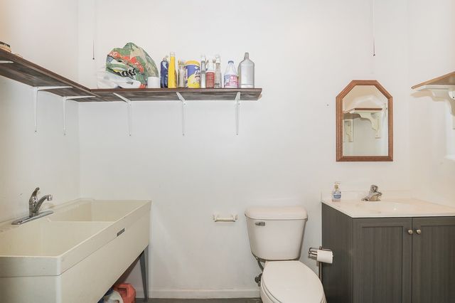 3502 Ridge Road, Island Lake, IL 60042