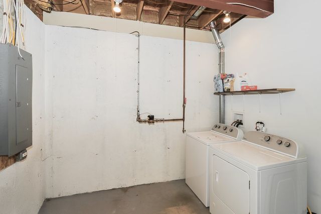 3502 Ridge Road, Island Lake, IL 60042