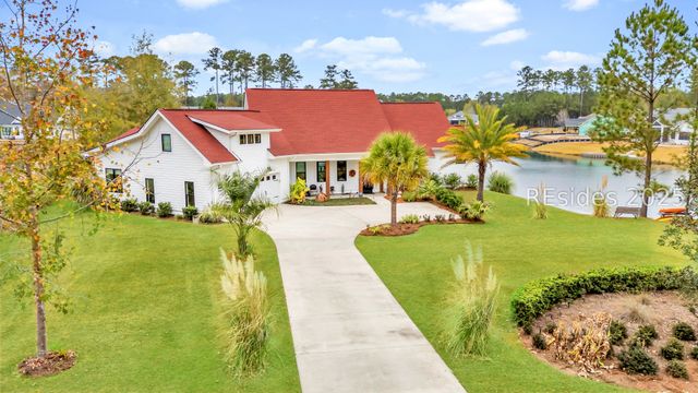 400 Shoreside Dr, Hardeeville, SC 29927