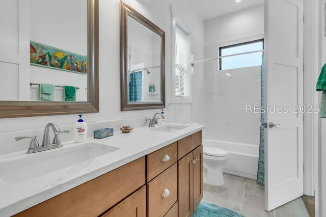 400 Shoreside Dr, Hardeeville, SC 29927