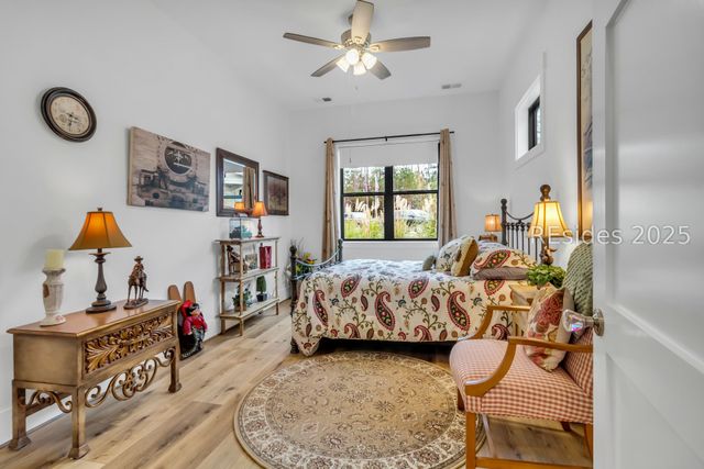 400 Shoreside Dr, Hardeeville, SC 29927