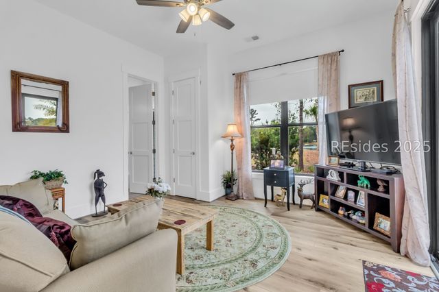 400 Shoreside Dr, Hardeeville, SC 29927