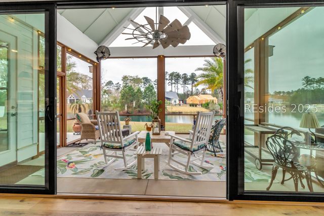 400 Shoreside Dr, Hardeeville, SC 29927