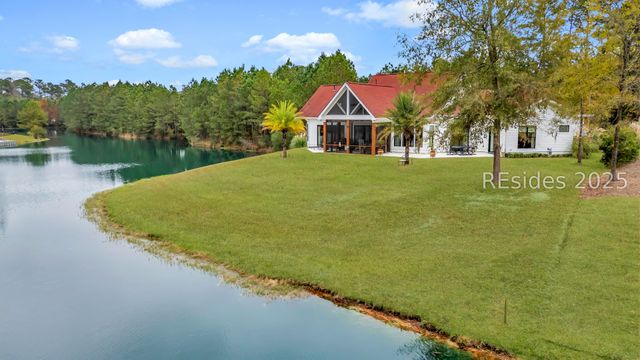 400 Shoreside Dr, Hardeeville, SC 29927