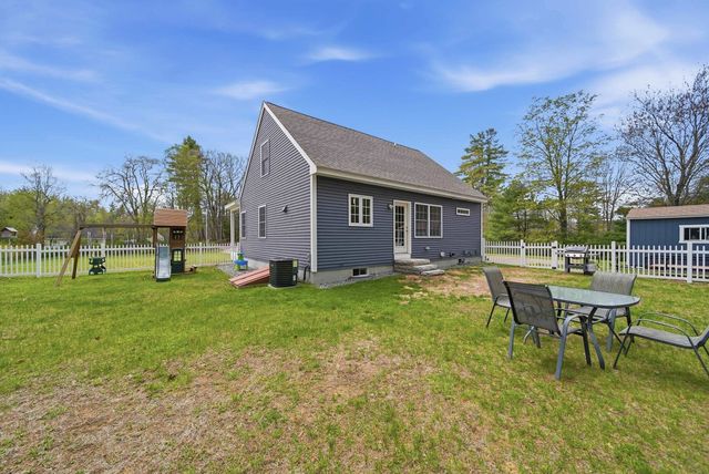 10 Colburn Road, New Boston, NH 03070