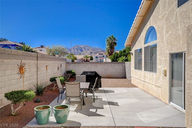 8963 Dove Cove Drive, Las Vegas, NV 89129