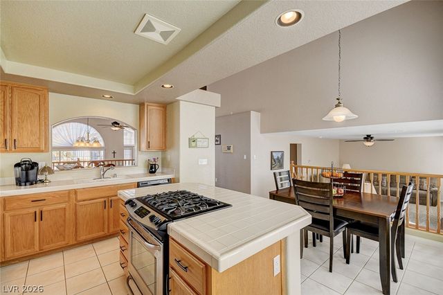 8963 Dove Cove Drive, Las Vegas, NV 89129