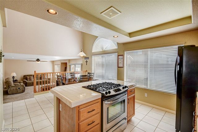 8963 Dove Cove Drive, Las Vegas, NV 89129