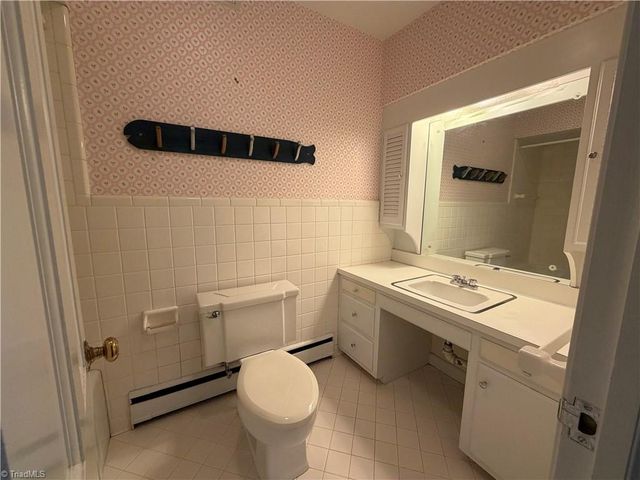 3921 Madison Avenue, Greensboro, NC 27410