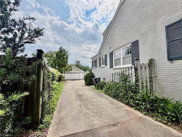 3921 Madison Avenue, Greensboro, NC 27410