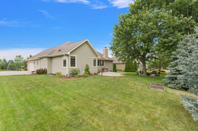 2655 Vivante Drive, Valparaiso, IN 46385