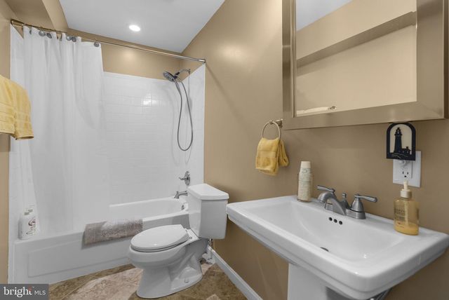 10717 HUNTERS CHASE LN, Damascus, MD 20872
