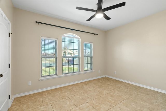 3902 Elvis Dr, Corpus Christi, TX 78414