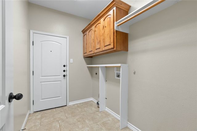 3902 Elvis Dr, Corpus Christi, TX 78414