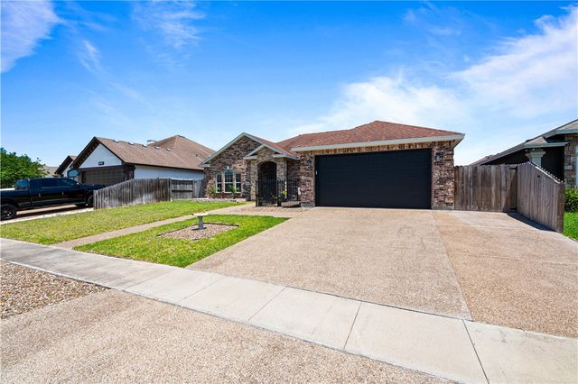 3902 Elvis Dr, Corpus Christi, TX 78414