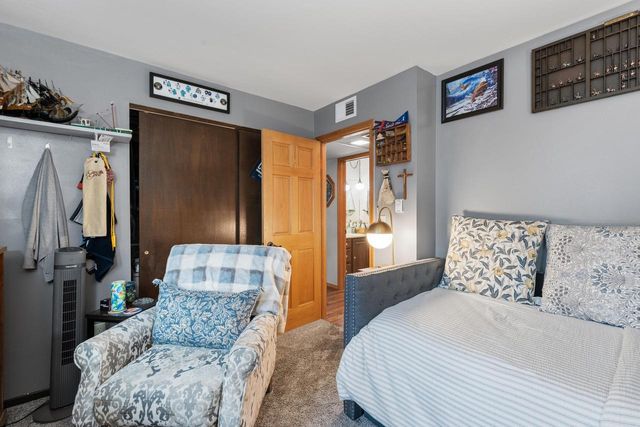 W168N11519 El Camino DRIVE, Germantown, WI 53022