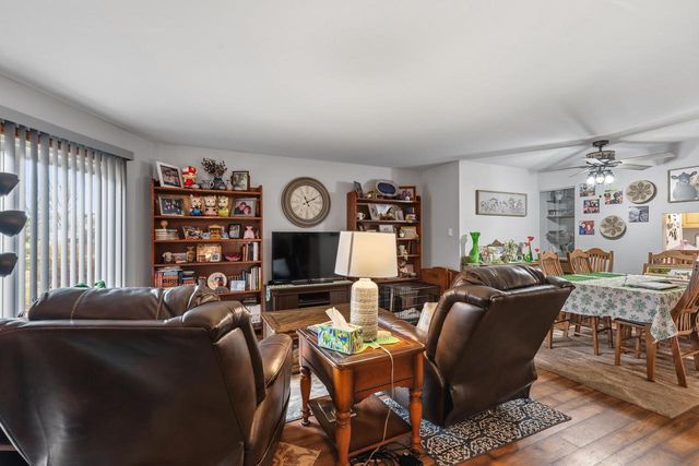 W168N11519 El Camino DRIVE, Germantown, WI 53022