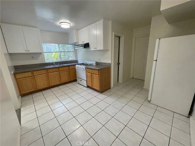 1427 S Chapel Avenue 2, Alhambra, CA 91801