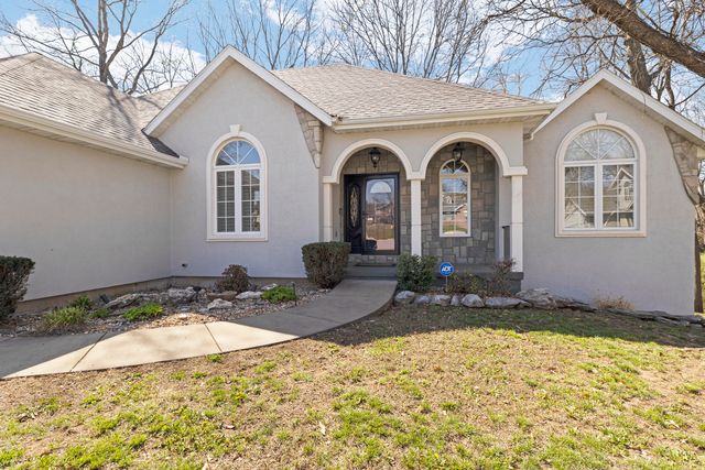 2520 W Arlington Street, Springfield, MO 65810