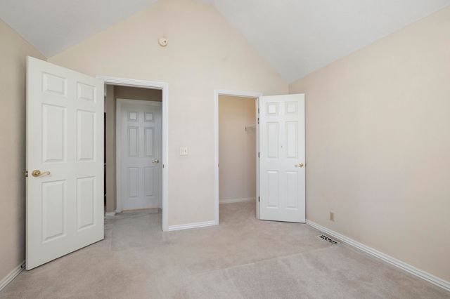 2520 W Arlington Street, Springfield, MO 65810