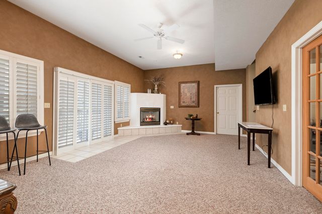 2520 W Arlington Street, Springfield, MO 65810