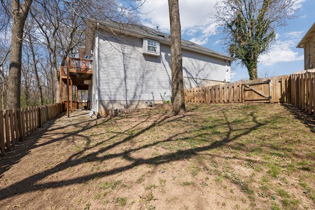 2520 W Arlington Street, Springfield, MO 65810