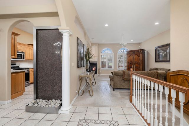 2520 W Arlington Street, Springfield, MO 65810