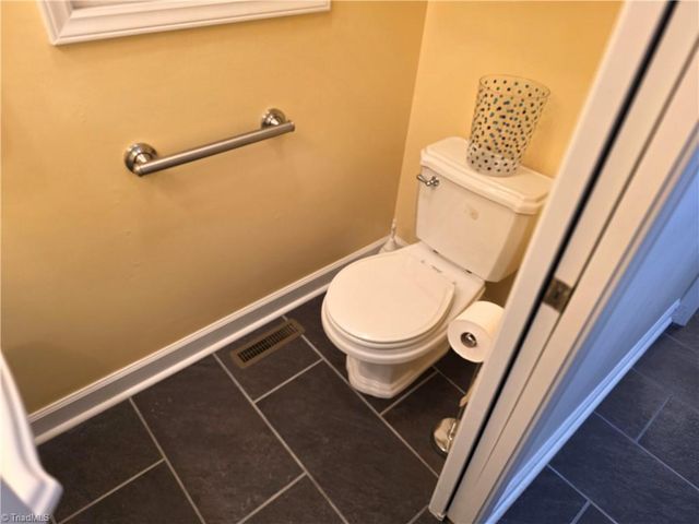 1085 Brown Road, King, NC 27021