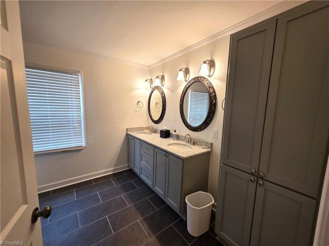 1085 Brown Road, King, NC 27021