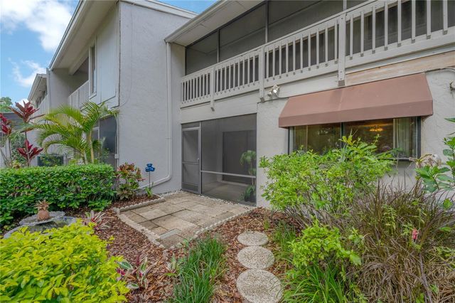 4206 GOLF CLUB LANE, Tampa, FL 33618