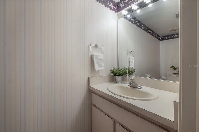 4206 GOLF CLUB LANE, Tampa, FL 33618