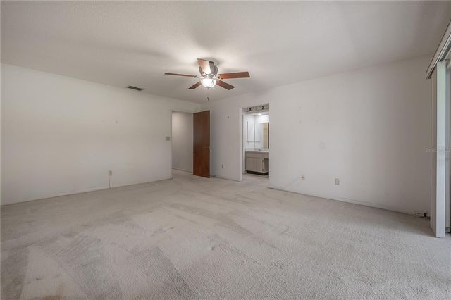 4206 GOLF CLUB LANE, Tampa, FL 33618