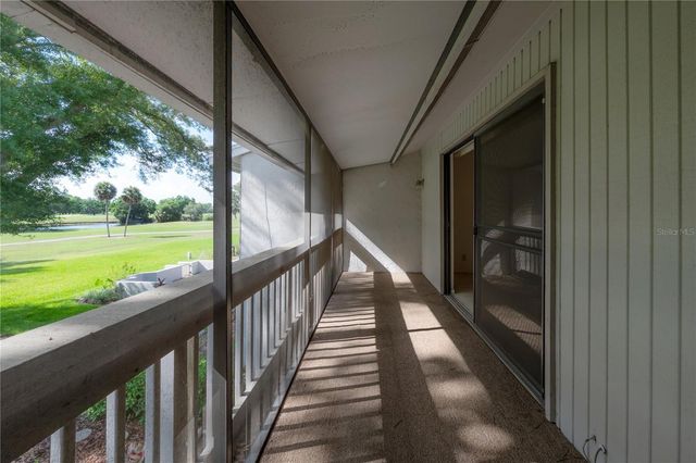 4206 GOLF CLUB LANE, Tampa, FL 33618