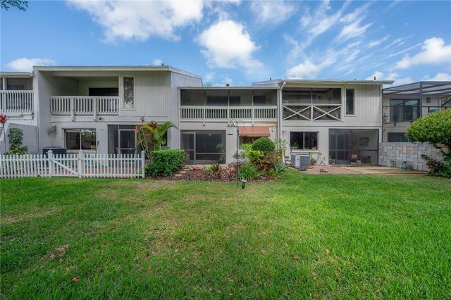 4206 GOLF CLUB LANE, Tampa, FL 33618