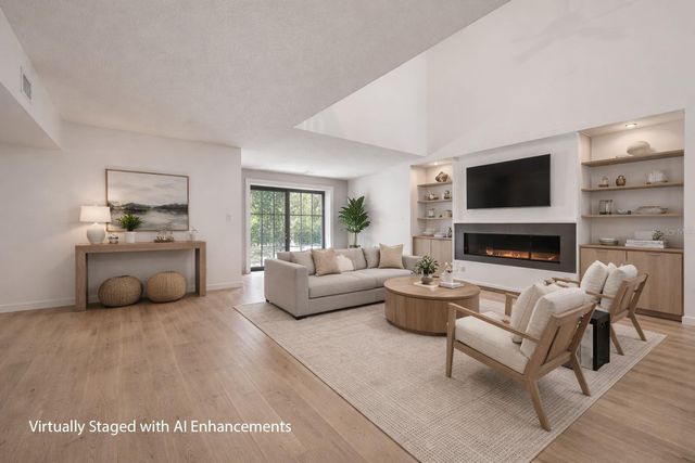 4206 GOLF CLUB LANE, Tampa, FL 33618