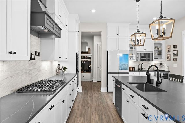 14 Snowdrop Dr, Stafford, VA 22554