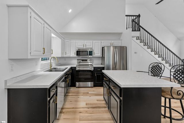 222 Midland Drive, Easley, SC 29640