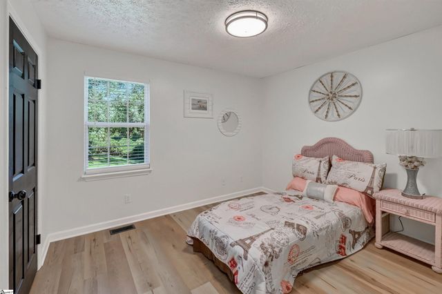 222 Midland Drive, Easley, SC 29640