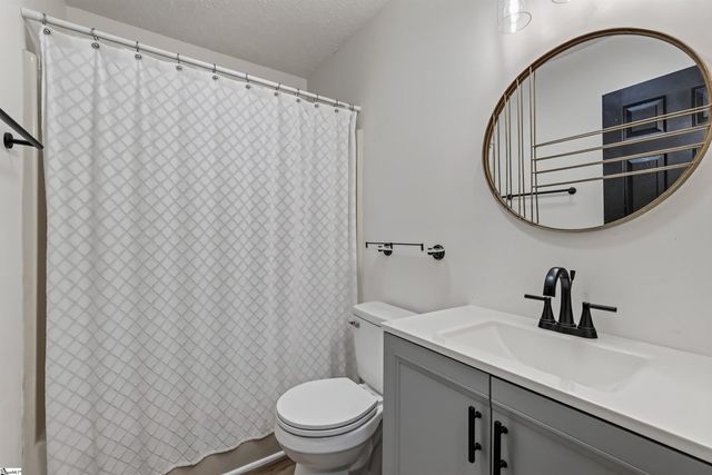 222 Midland Drive, Easley, SC 29640